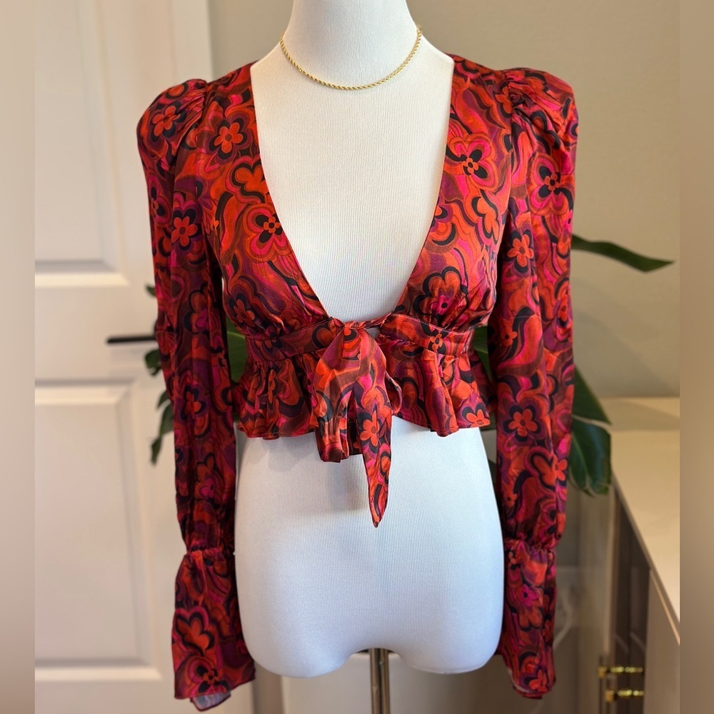 NWT For Love And Lemons Davina Tie Front Blouse - Picture 6 of 12